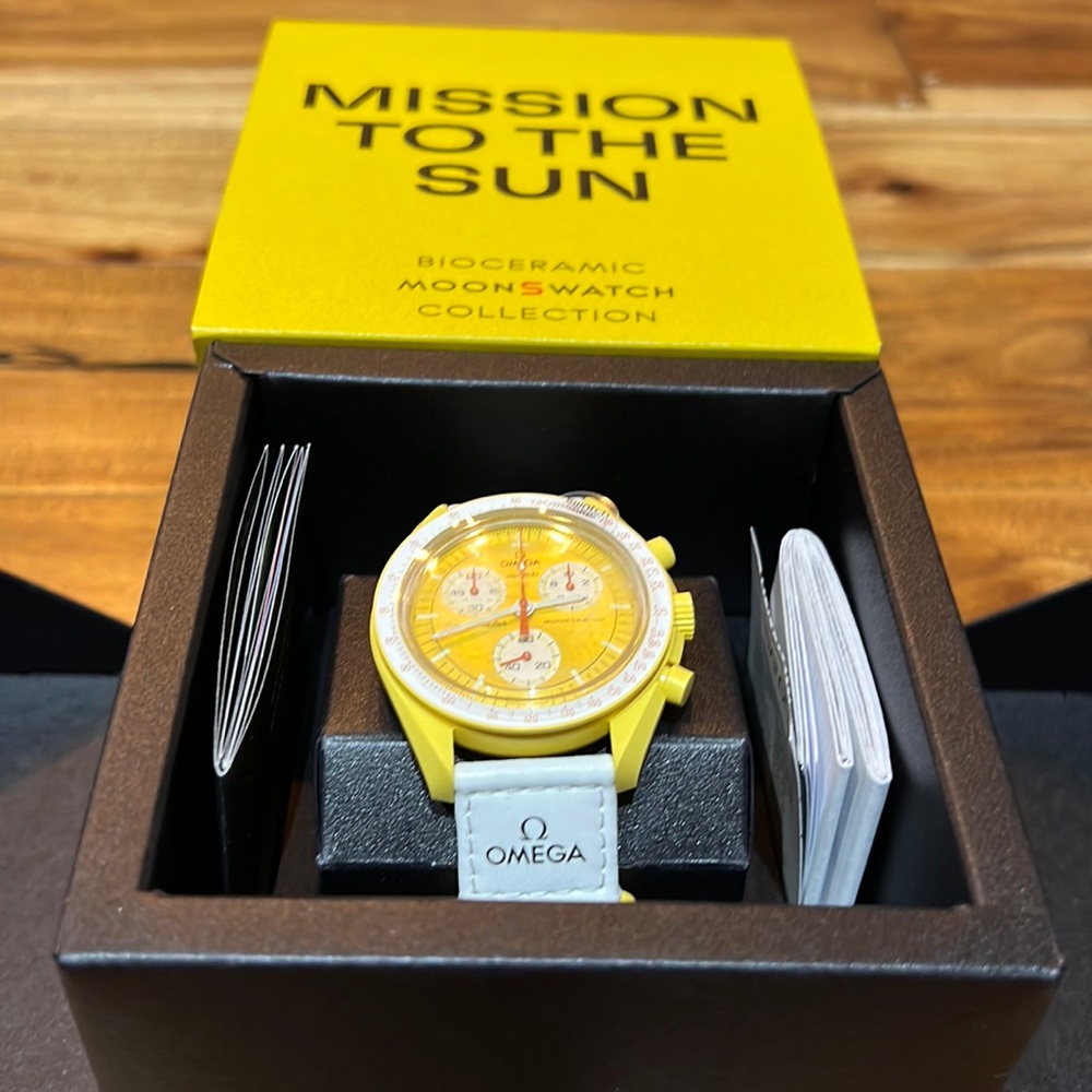 Omega x Swatch Moonswatch Speedmaster